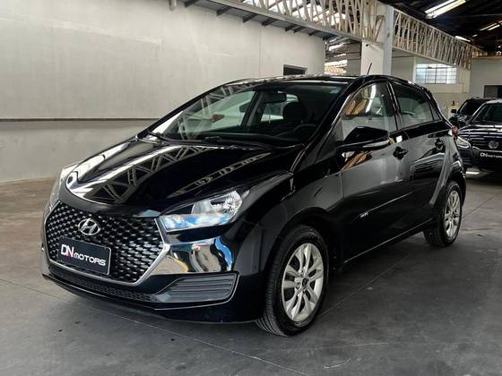 HYUNDAI HB20 1.6 COMFORT PLUS 16V FLEX 4P AUTOMÁTICO HYUNDAI HB20 1.6 COMFORT PLUS 16V FLEX 4P AUTOMÁTICO